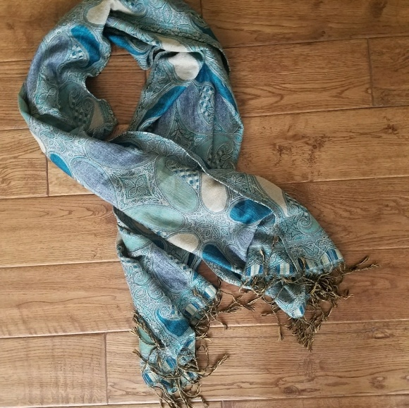 Accessories - Pashmina scarf